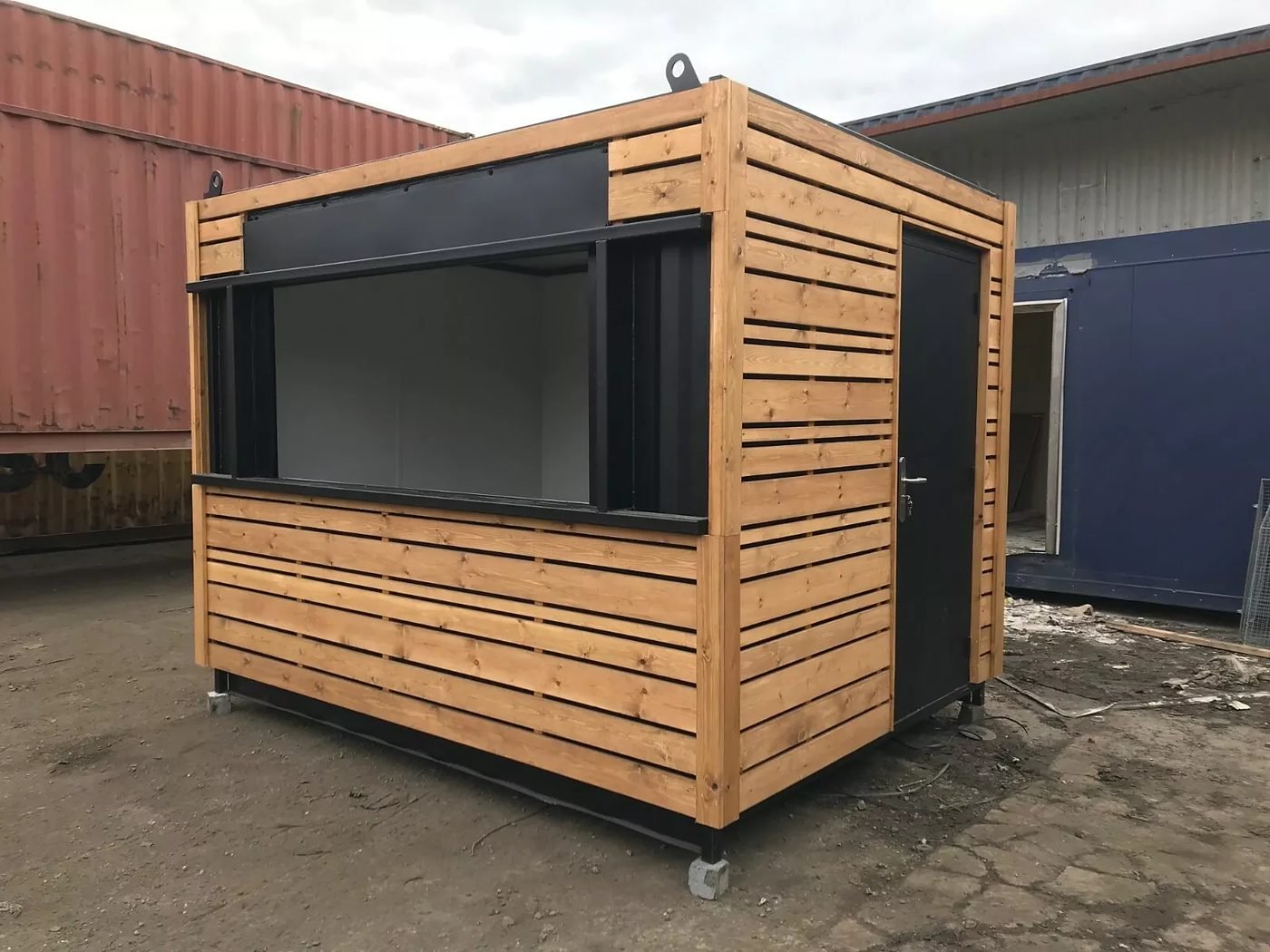 10ft x 8ft Cladded Food & Drink Outlet Container