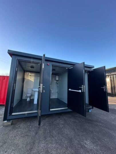 Container Toilet Block – Three Flush Toilet Compartments