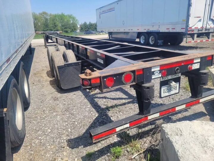 53ft Container Chassis – Used 2011 Hyundai Translead
